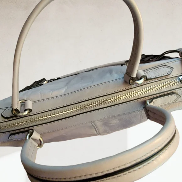 JOELLE HAWKENS | Shoulder/Crossbody Gray Handbag - Picture 7 of 16